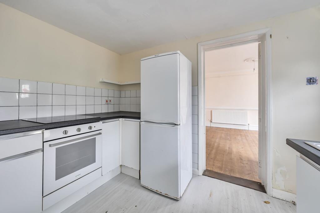 Apartment in Tonbridge - View 4