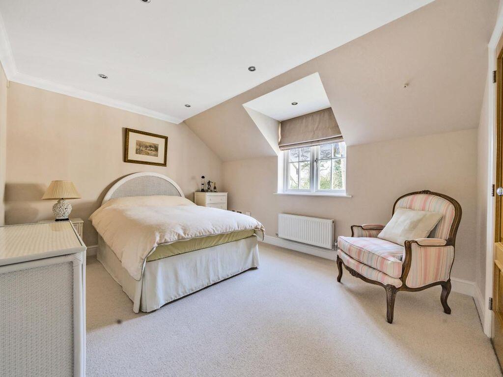 Additional image 11 of 'The Courtyard' Cucumber Lane, Essendon, AL9