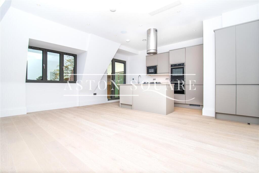 Main image of property: Green Lane, London, NW4