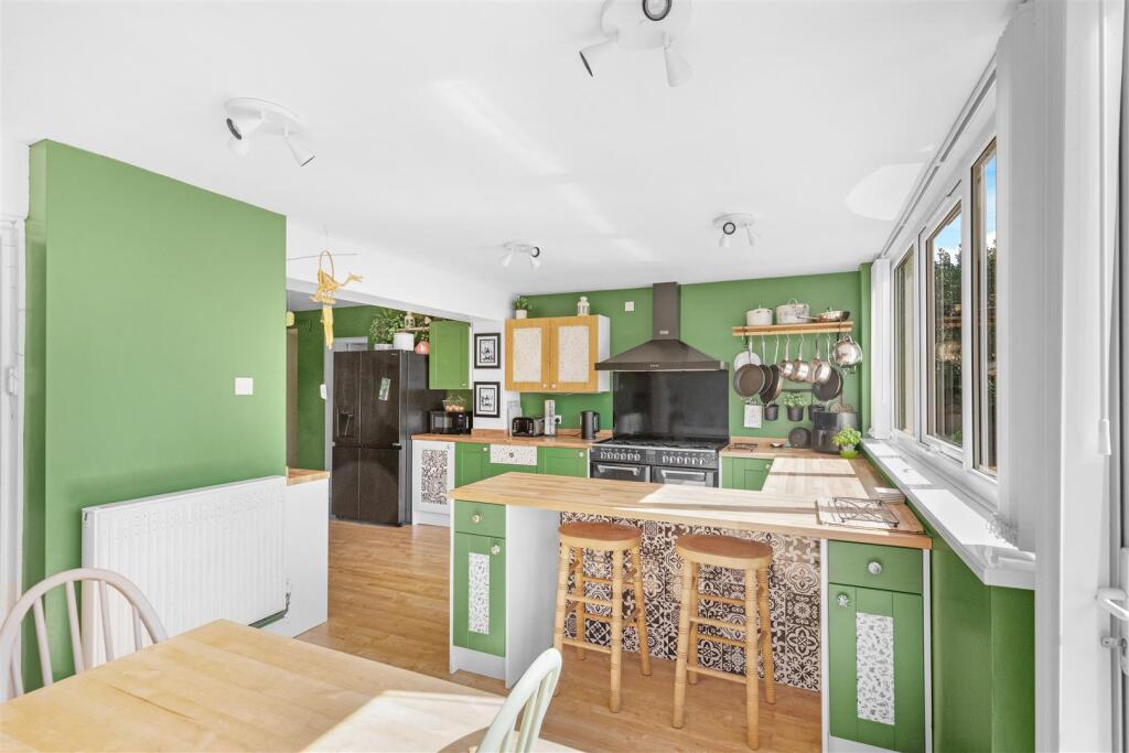 Bowhill, Kettering - View 4