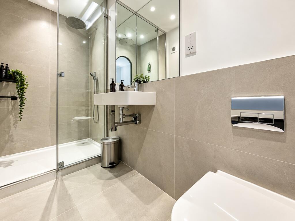 Apartment in London - More
