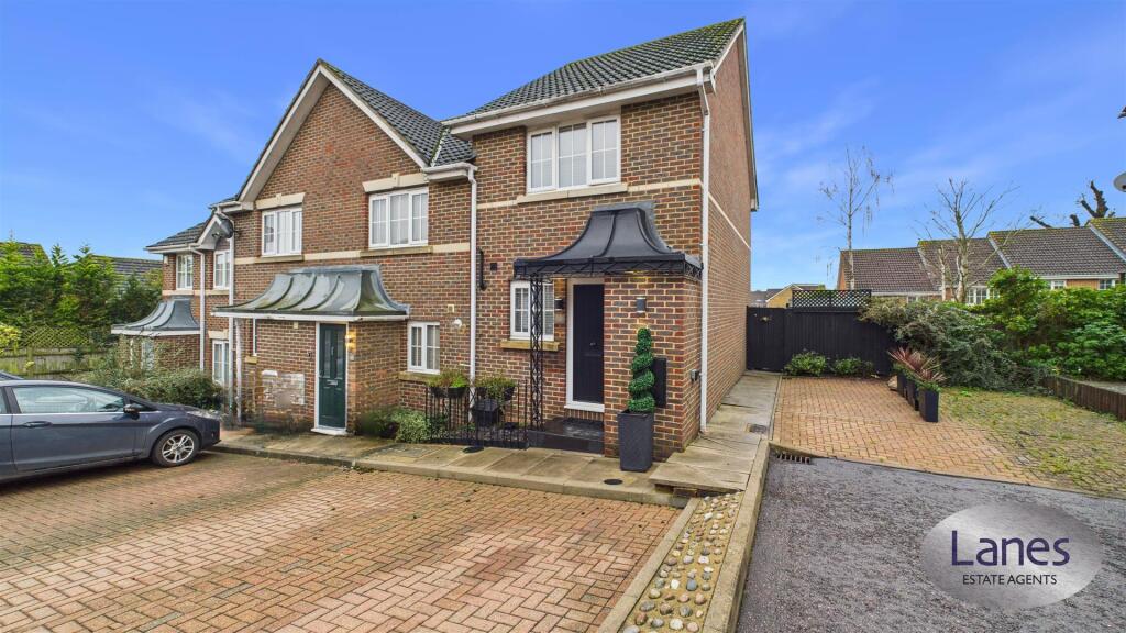 Main image of property: Little Stock Road, Cheshunt, Waltham Cross