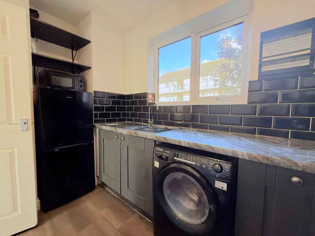 Apartment in Liverpool - More