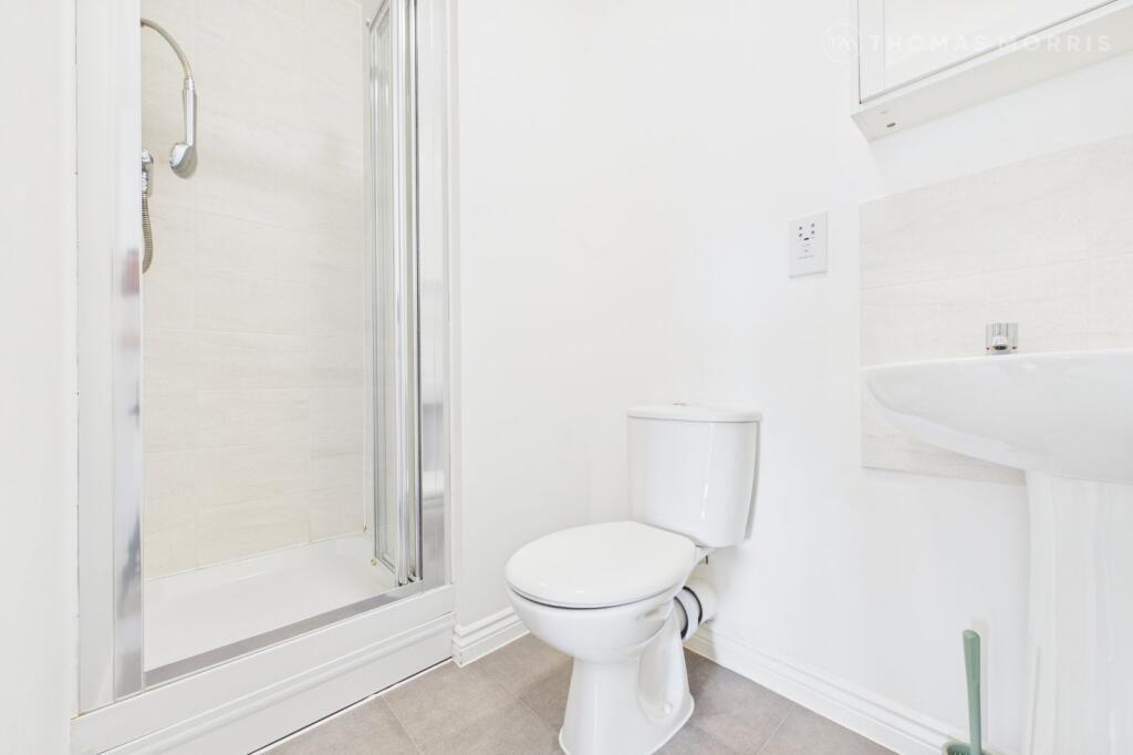 Apartment in Huntingdonshire, Little Paxton - View 5
