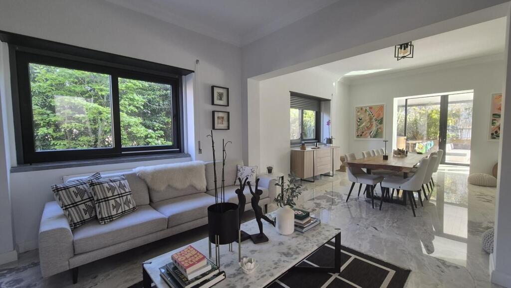 Main image of property: Lisbon, Cascais