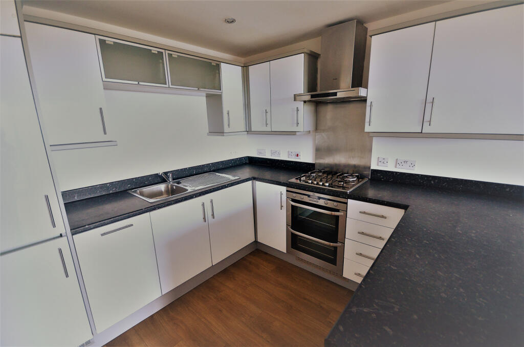 Apartment in London - View 2