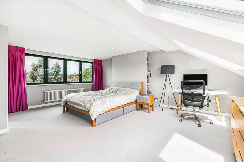Brockley Rise, London, SE23 1NL photo 2