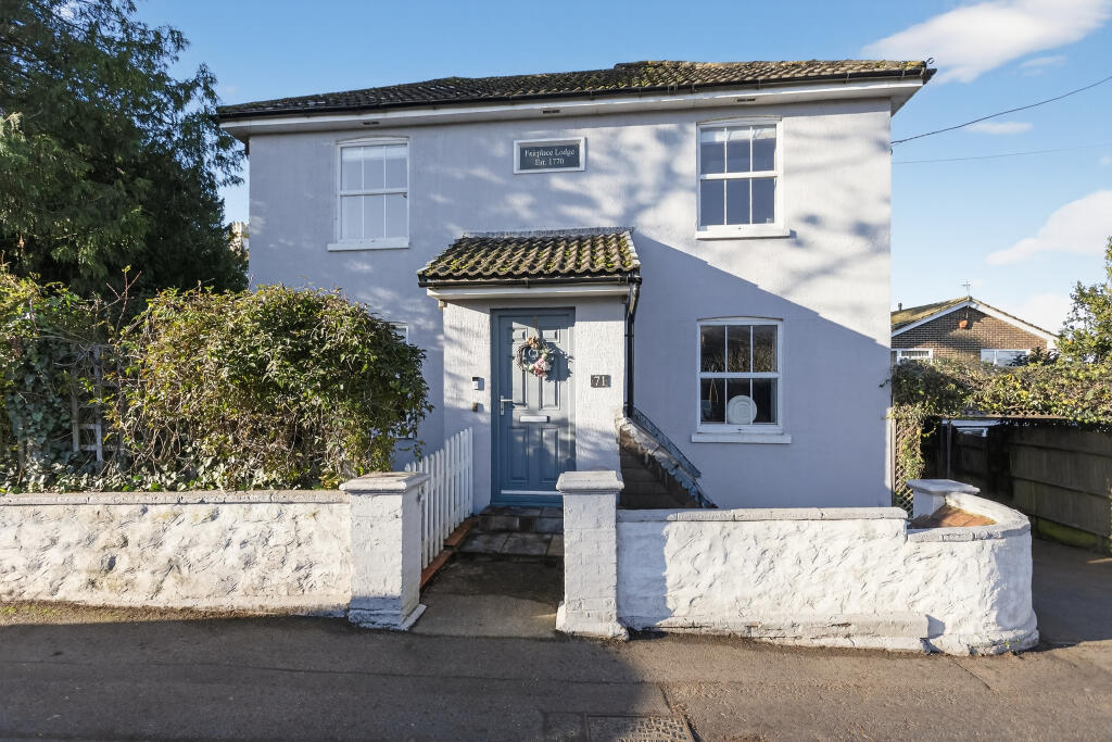 Main image of property: London Road, Burgess Hill, RH15
