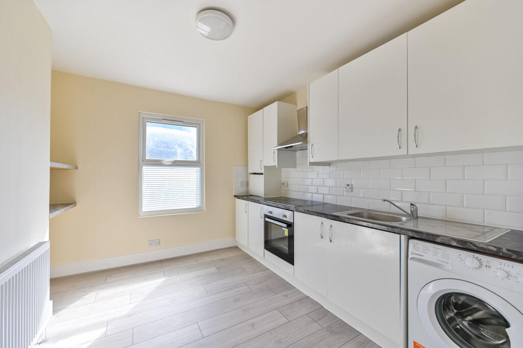 Apartment in London - View 2