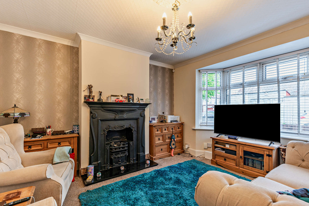 House in Nuneaton and Bedworth, Abbey Green - View 2