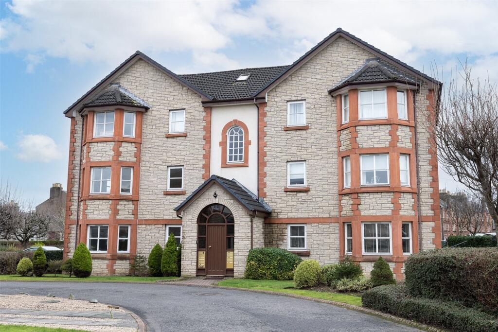 Main image of property: 125 Raeburn Park, Perth, Perth and Kinross, PH2