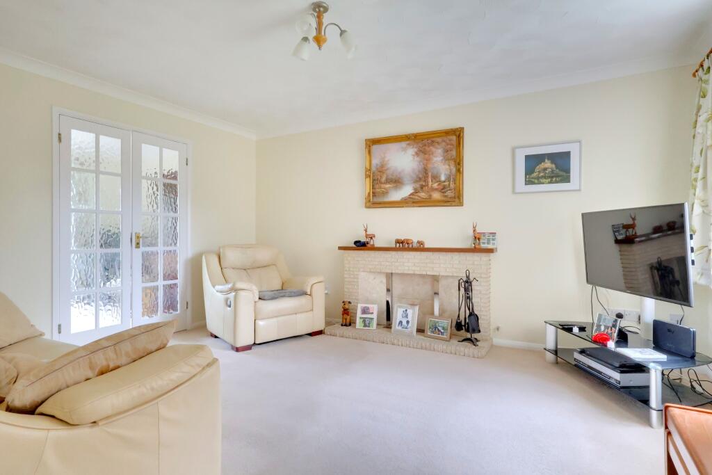 House in Winchester, Denmead - View 4