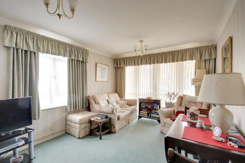 Apartment in Brighton - View 3