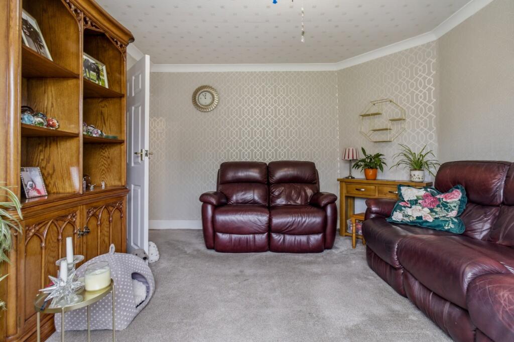 Christchurch Road, Worcester, Worcestershire, WR4 9QB photo 3