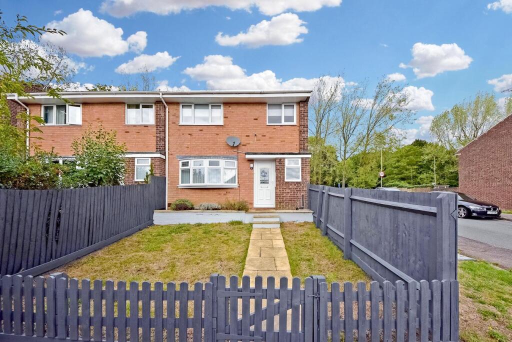 Main image of property: High Furlong, Banbury, OX16