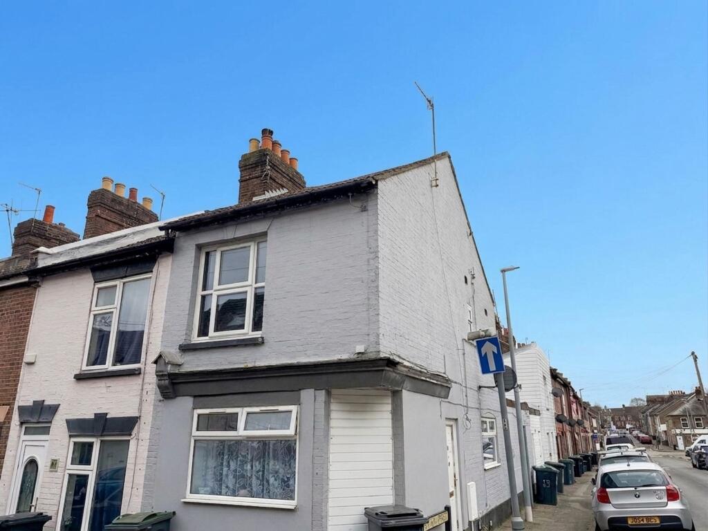 Main image of property: Tavistock Street, Luton, LU1