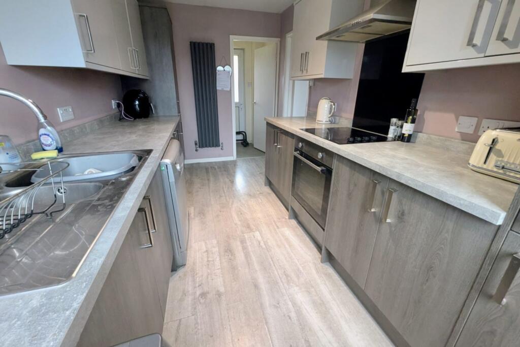 West Drive, Tattershall, Lincoln, LN4 photo 4