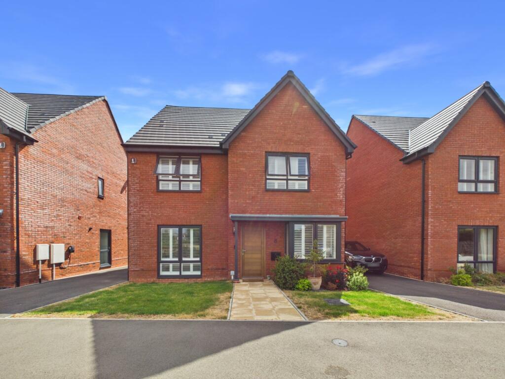 Main image of property: Porter Close, Longlevens, Gloucester, Gloucestershire, GL2