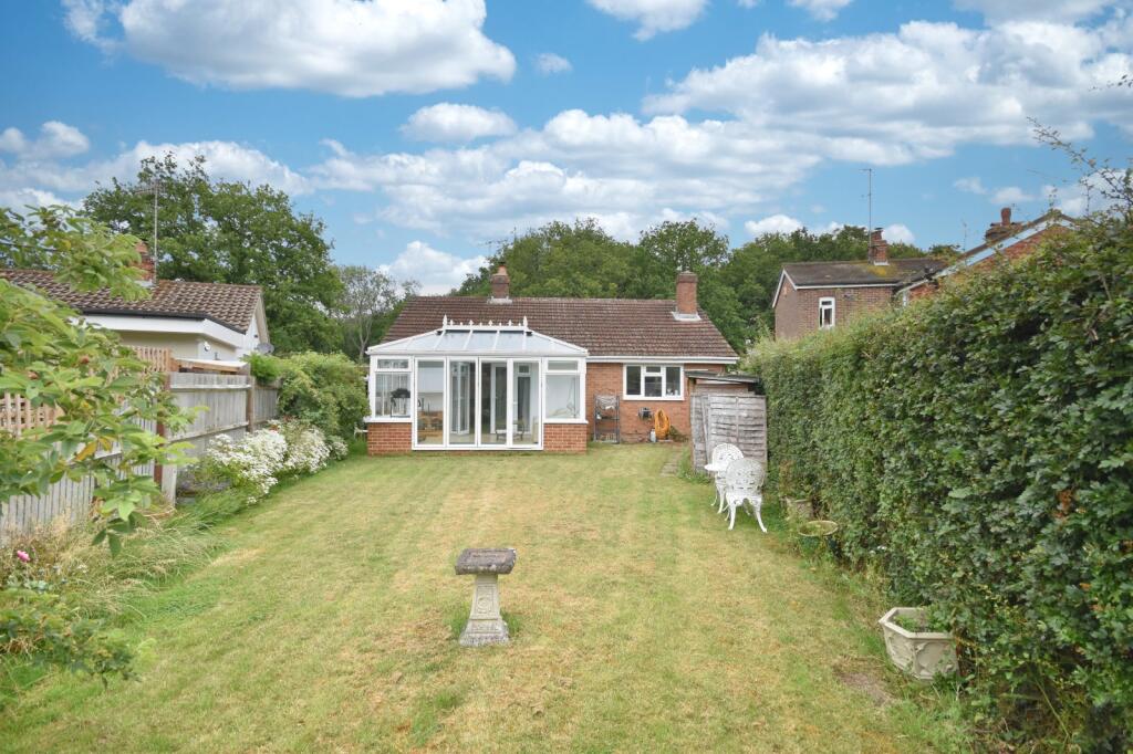 House in Tandridge, Outwood - View 3