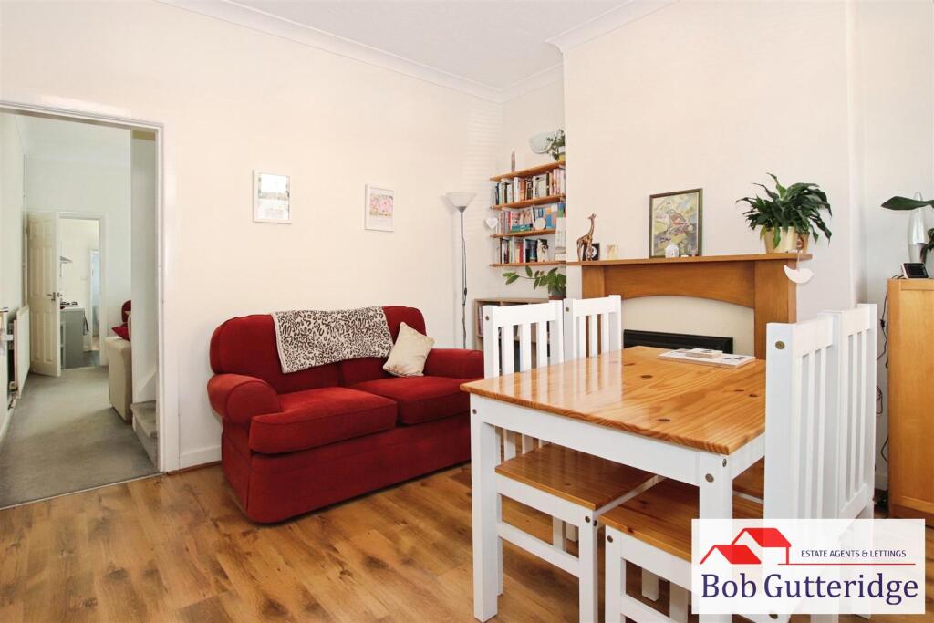 Sparrow Terrace, Porthill, Newcastle photo 4
