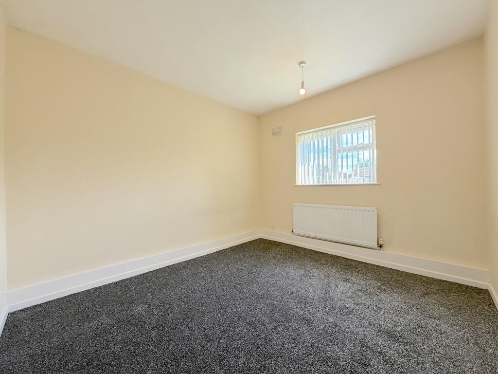 Apartment in Wolverhampton - More