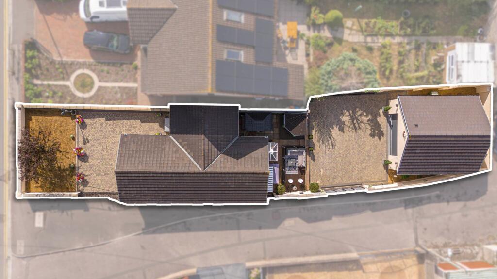 Main image of property: Heol Fach, North Cornelly, CF33
