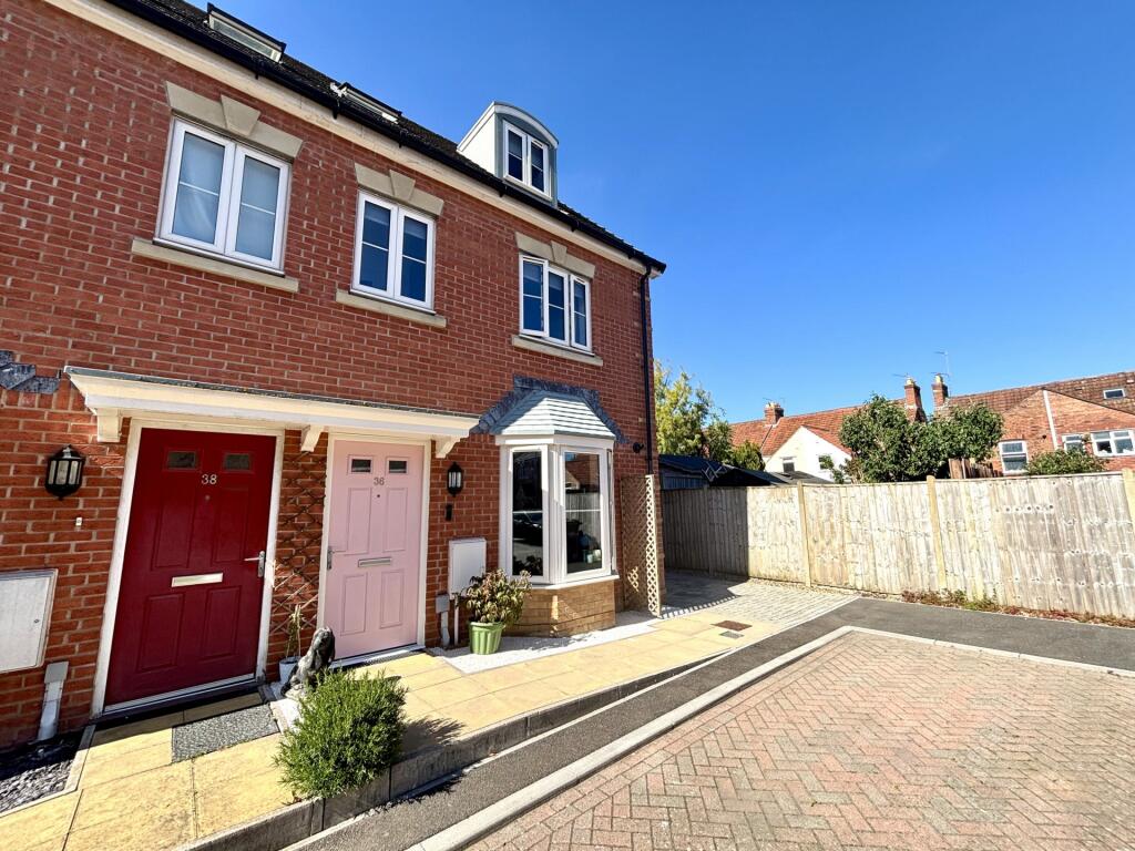 Main image of property: Fosse Park Road, Yeovil, BA20