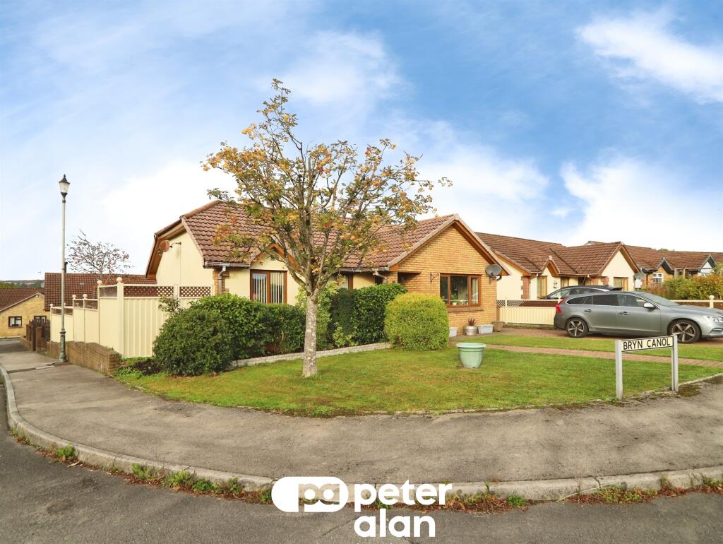 Bryn Canol, Cefn Hengoed, Hengoed