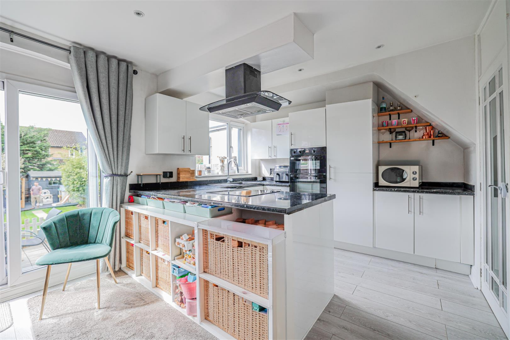 House in Hemel Hempstead, Nash Mills - View 3