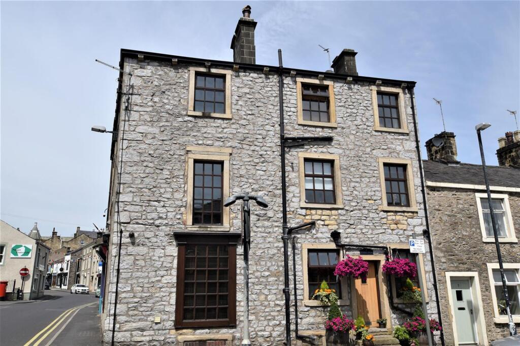 4-bed terraced on Duck Street, Clitheroe, BB7, £225,000