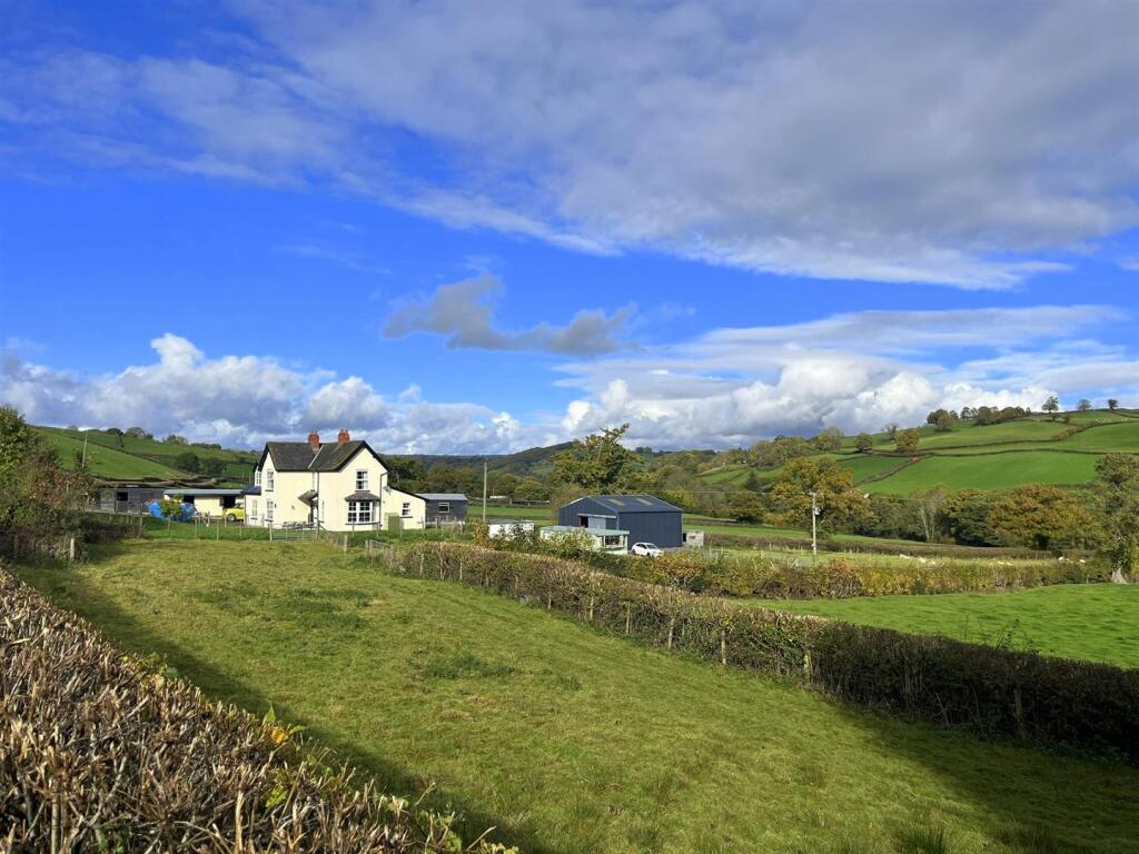 Main image of property: Oakley Park, Llanidloes