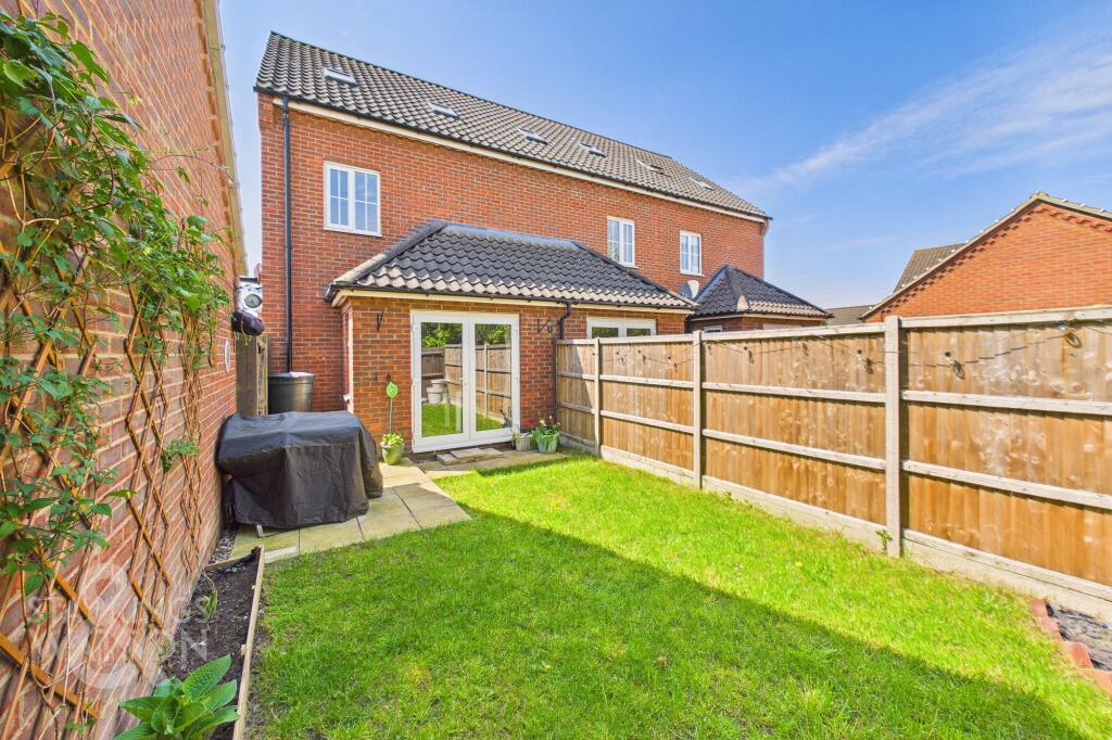 Carpenter Close, Wymondham photo 4