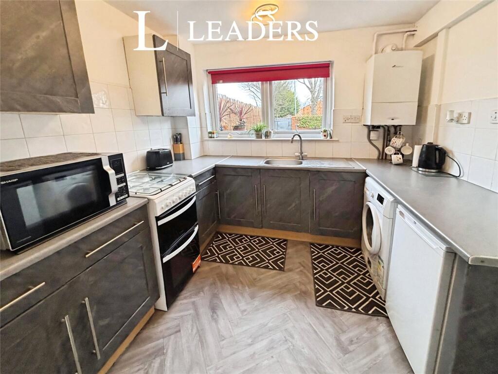 Payne Close, Great Sankey, Warrington photo 3