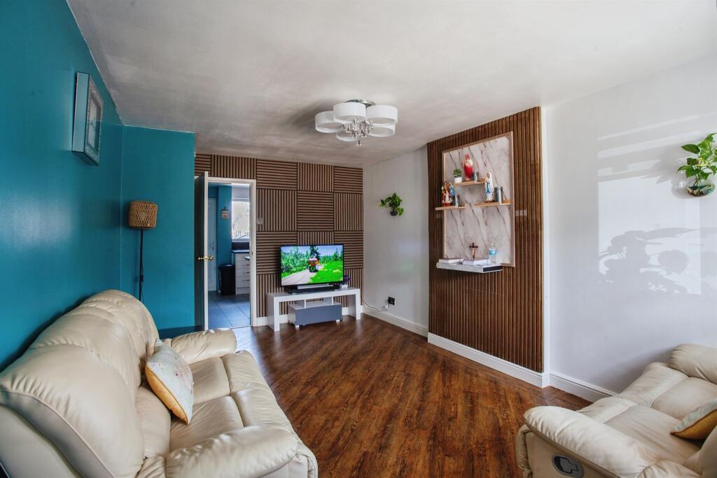 House in Sheffield - View 5