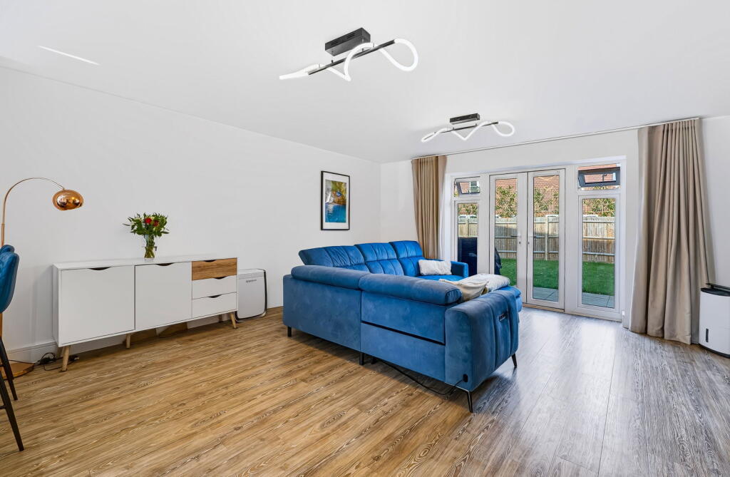 House in Tonbridge - View 4
