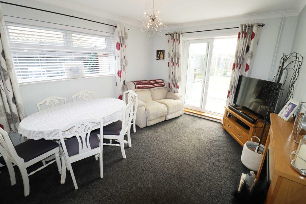 St Marys Road, Hayling Island photo 4