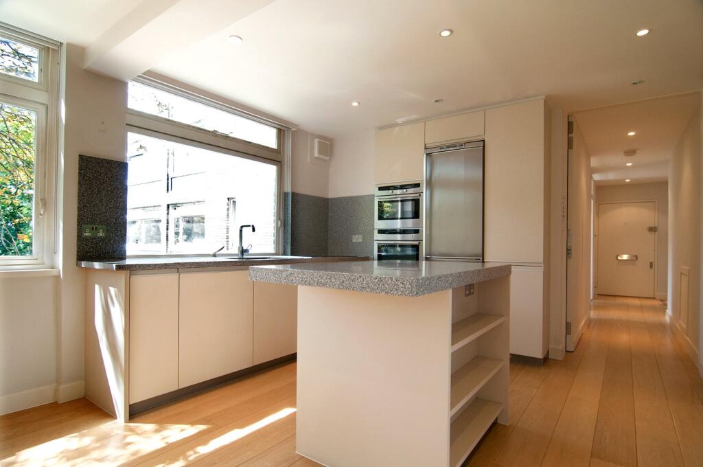 Apartment in London - More