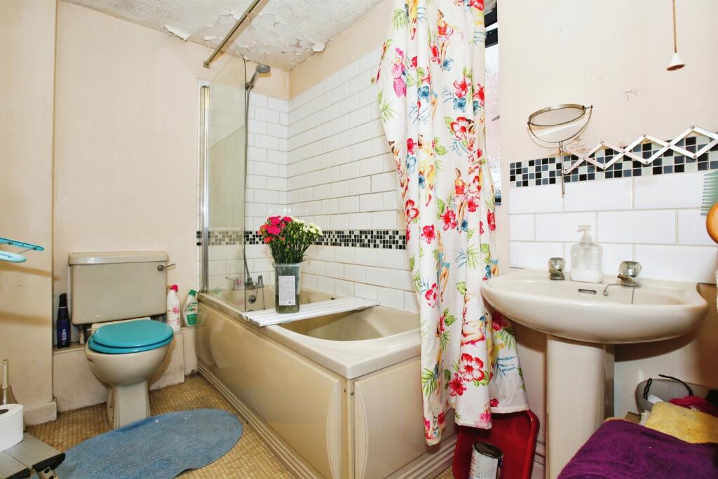 Additional image 9 of West Street, Yeovil