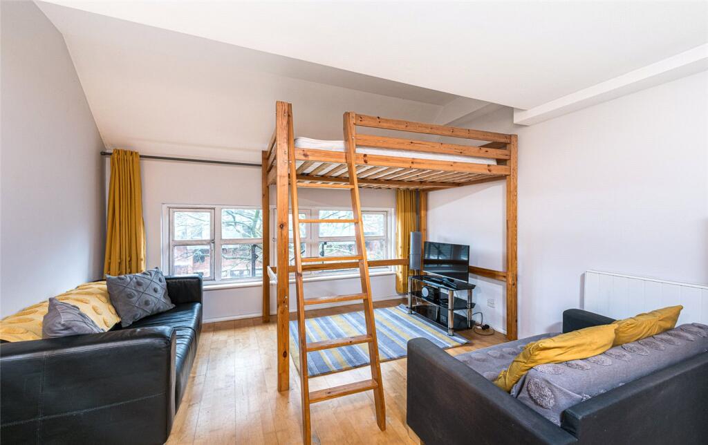 Main image of property: Moreton Street, London, SW1V