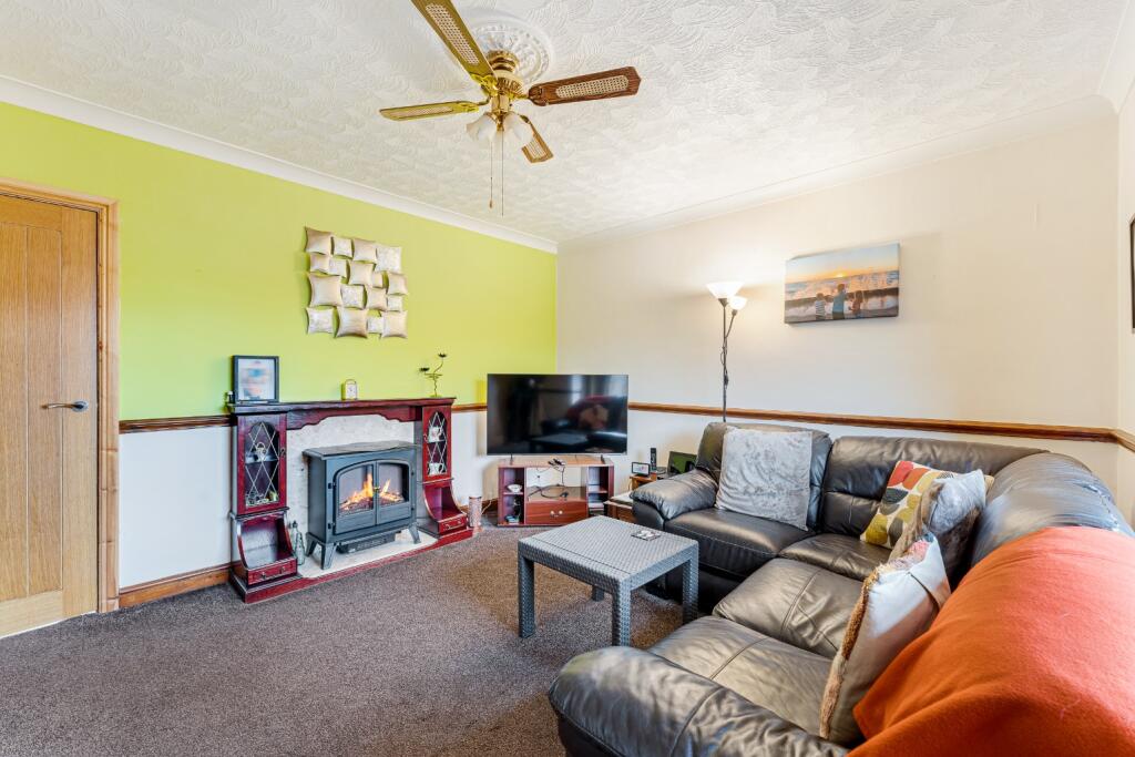 House in Salford, Greater Manchester - View 2