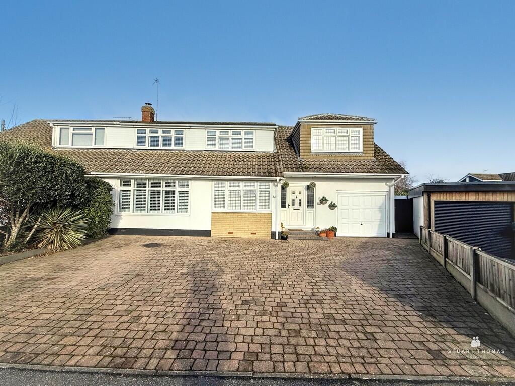Main image of property: Silverthorne Close