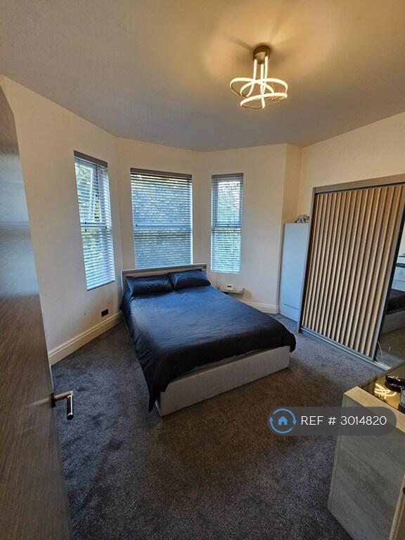 Apartment in Chester - View 5