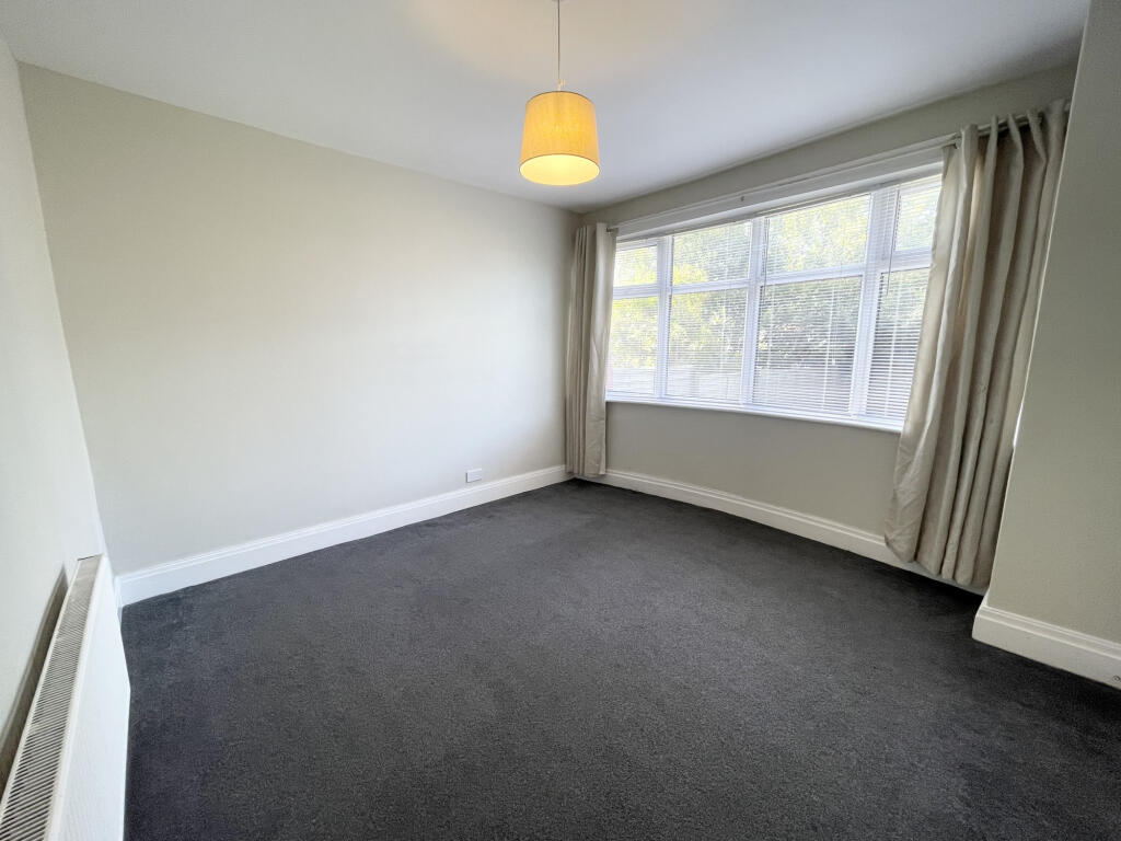 Cresswood Avenue,  Cleveleys, FY5 photo 2