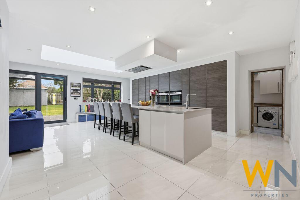 House in Brentwood, Hutton Mount - More