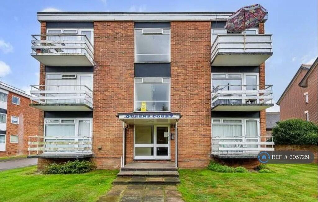 Main image of property: Queens Court, Newbury, RG14