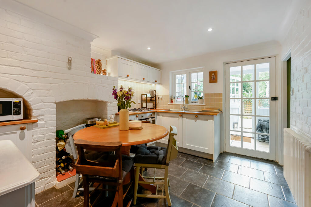 House in Tonbridge - View 5