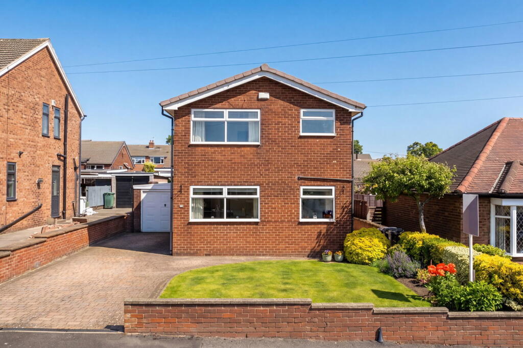 Main image of property: Pennine Road, Dewsbury WF12