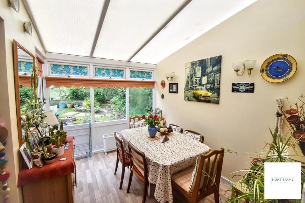 House in Eastbourne, East Sussex - View 4