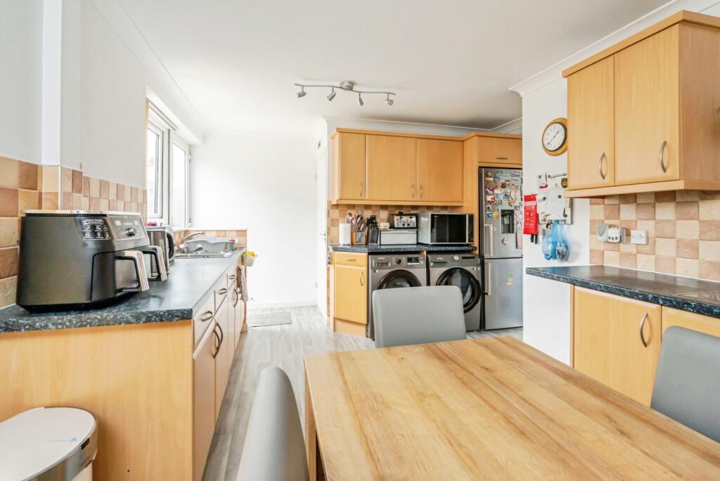 House in Portsmouth - View 5