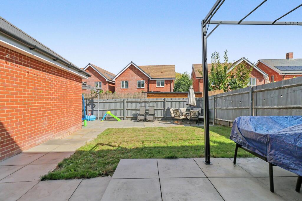 House in Southampton - View 4
